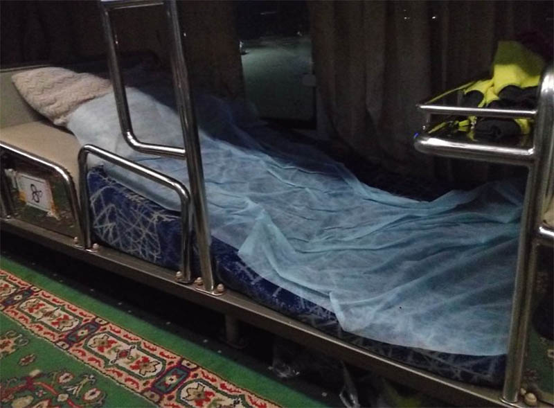 Спальный автобус на Алаколь