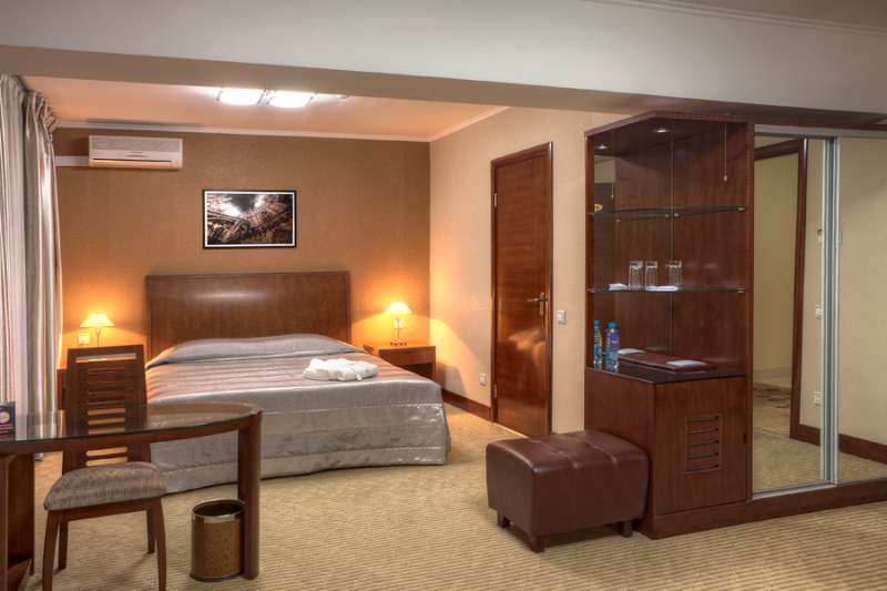 Voyage Hotel (Отель Вояж) в центре