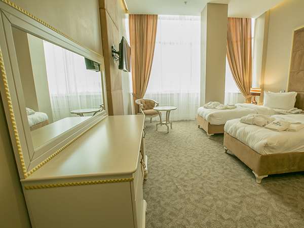 Гостиница Grand Sapphire посуточно