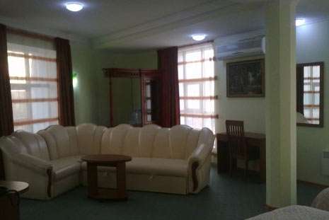 Гостиница Три дельфина на день