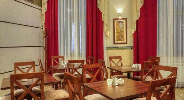 Отель Grand Voyage на Курмангазы