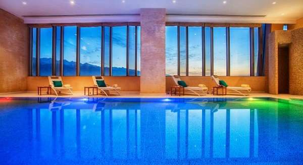 Элитная Гостиница Ritz-Carlton Almaty