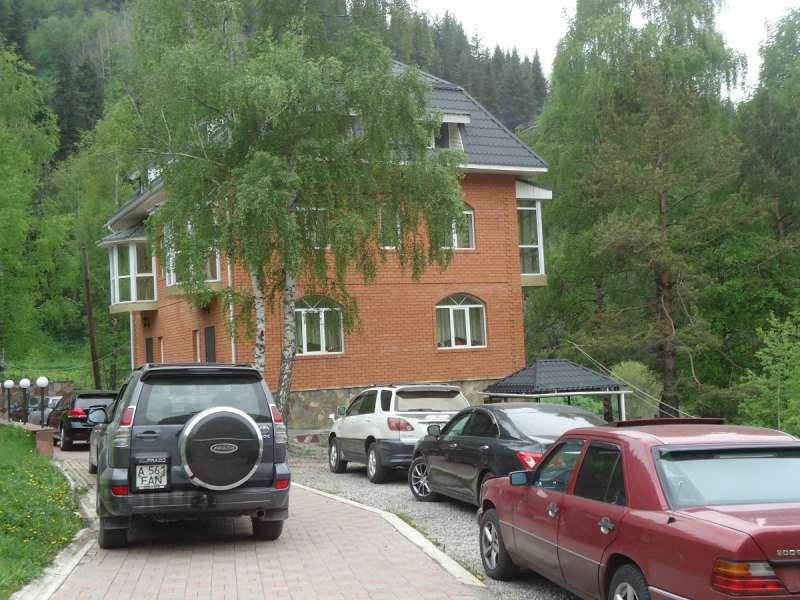 Almatau Rest guest house  