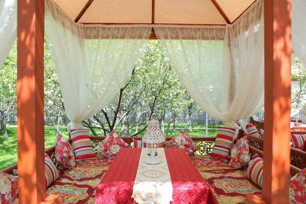 Ресторан Уч Ляган