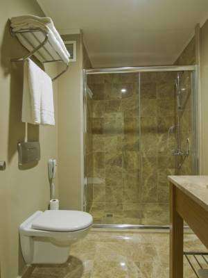 Grand Nur Plaza hotel 