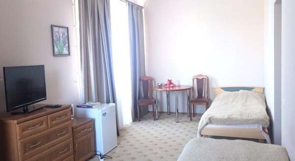 Гостиница Алтын-Адам на день