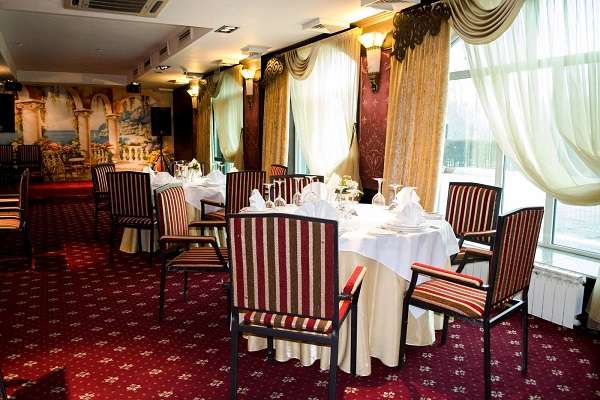 Ресторан ShinyRiver