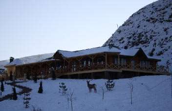 Home Club бассейн, коттеджи, беседки