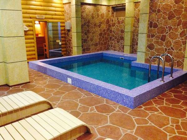 Гостиничный комплекс Достык в центре