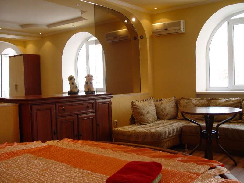 Апарт-отель Lessor в центре