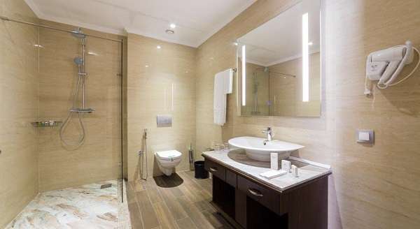 Отель Shera Park Inn посуточно