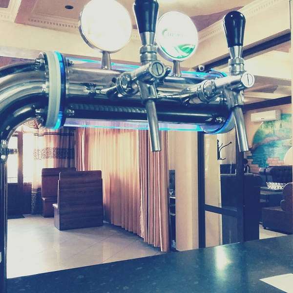 Murager karaoke bar