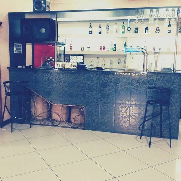 Murager karaoke bar