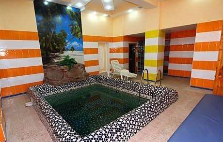 Гостиница Алтын Адам в центре