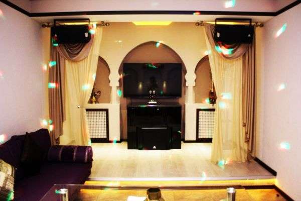 Бар Hot2be (Караоке бар)