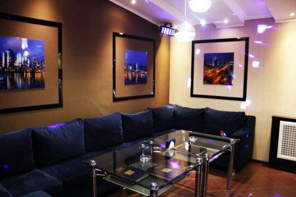 Бар Hot2be (Караоке бар)