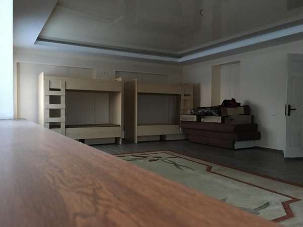 Дешевый Hostel house закрыто