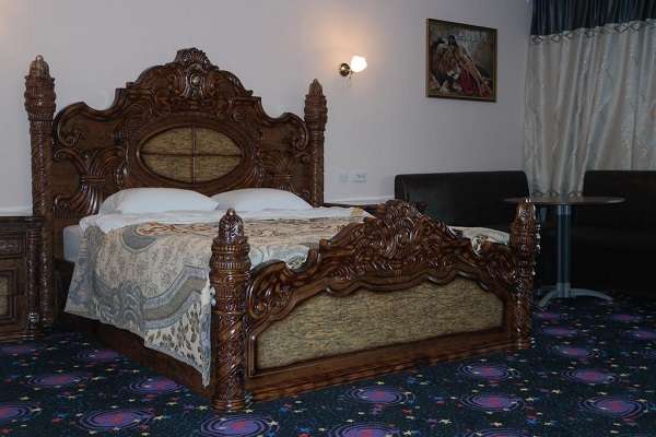 Гостиница Аврора по часам