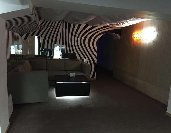CONTRAST Hookah Lounge bar