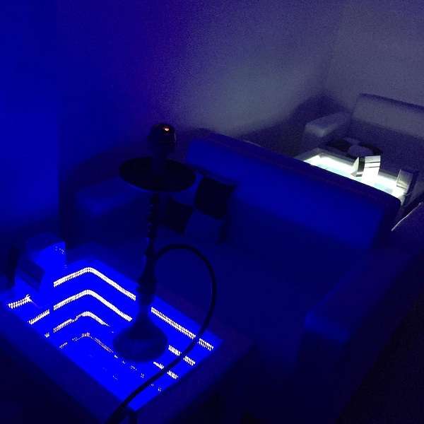 CONTRAST Hookah Lounge bar
