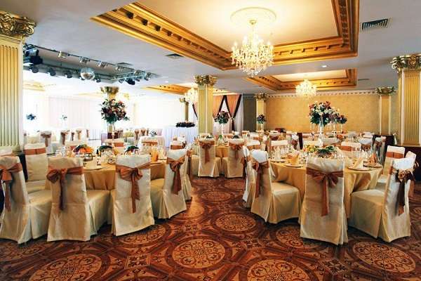 Зал торжеств Хан Тәңірі