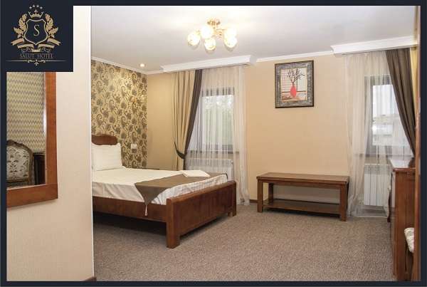 Salut Hotel на ночь