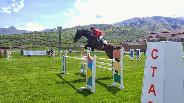 Конноспортивный комплекс Almaty Horse and Polo Club