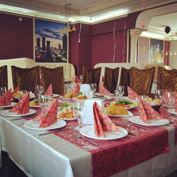 Халал кафе Ай-Ару закрыто