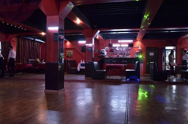 Диско клуб В кругу друзей