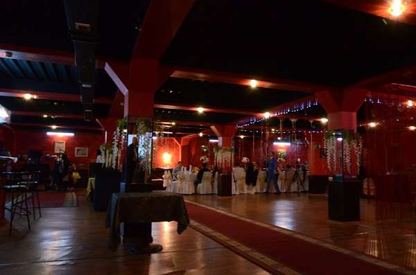 Диско клуб В кругу друзей