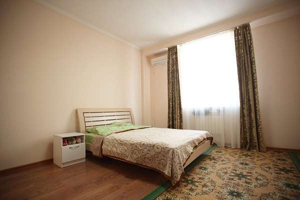 Недорогой Хостел Yessenov Hostel