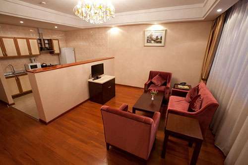 Отель Renion Residence на Каирбекова