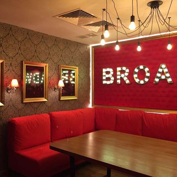 Караоке-бар 1100 