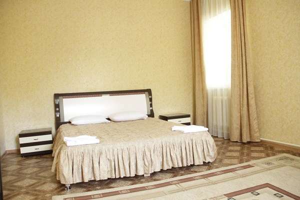 Гостиница София недорого на день или ночь