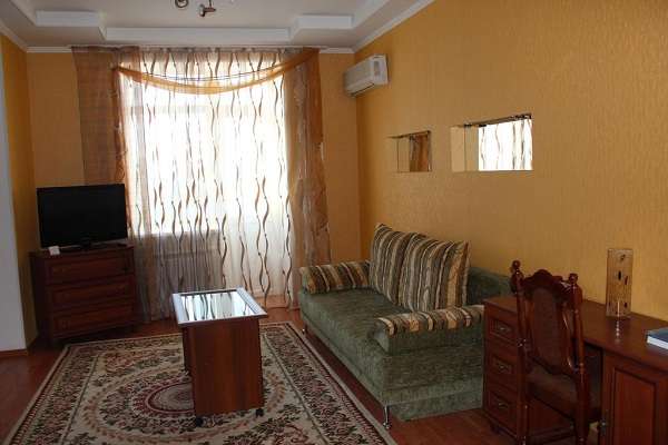 Гостиница Целинная в центре