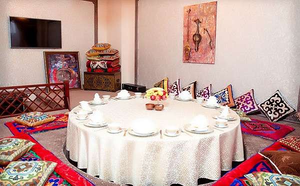 Ресторан QazaQ