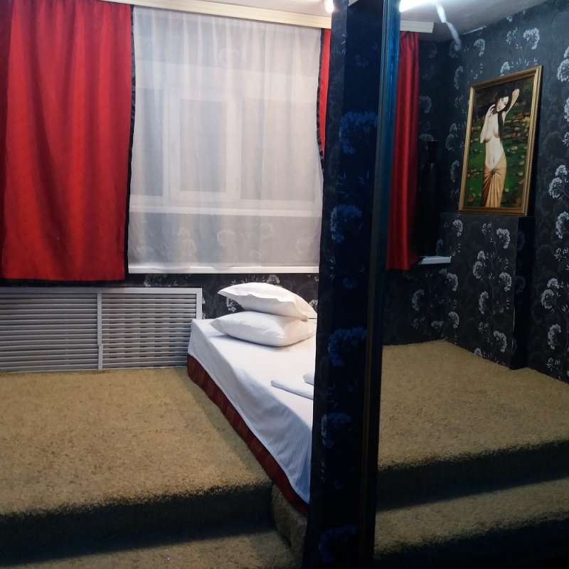 Гостиница Адам и Ева на день