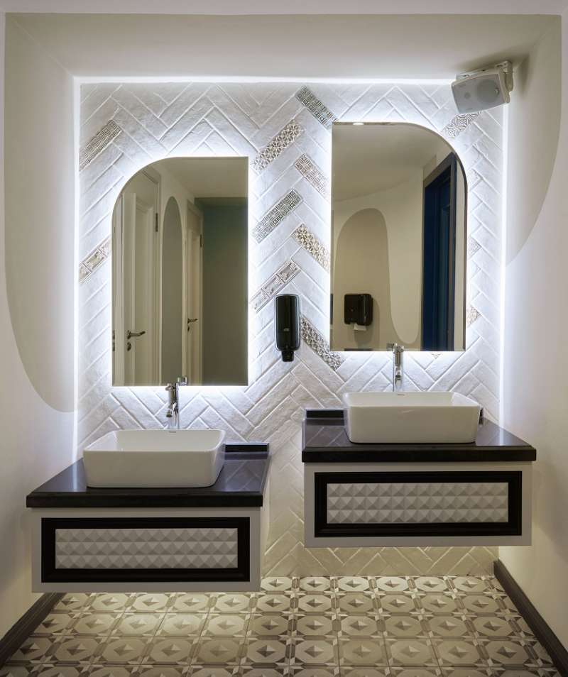 Семейное кафе - ресторан Boom Boom Room