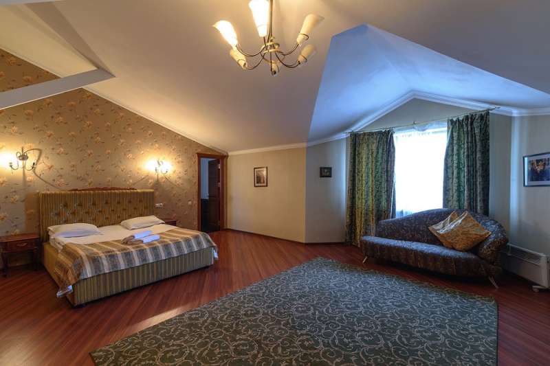 Гостиница Charleston на Жайык