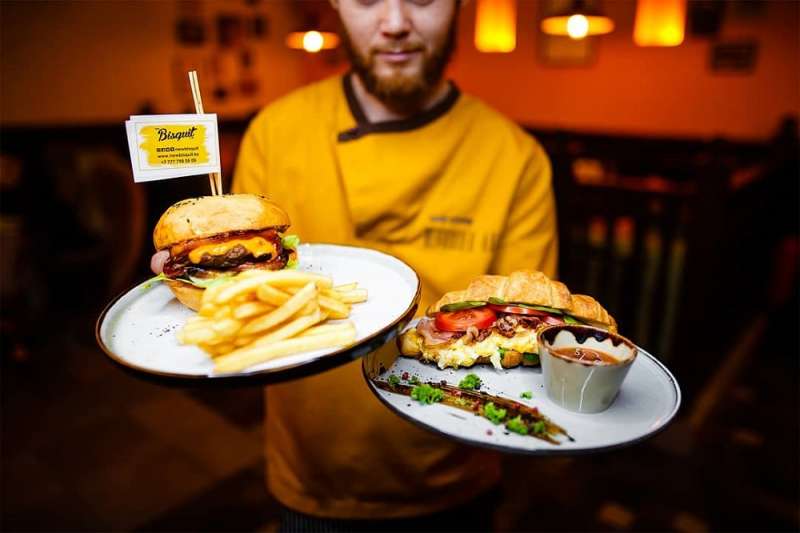 Первая кофейня Алматы New Bisquit (Бисквит)