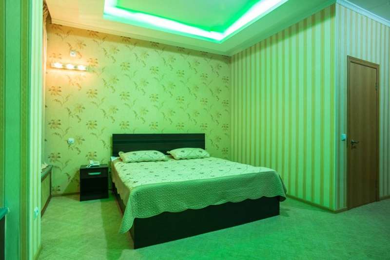 Hotel Казахфильм на ночь