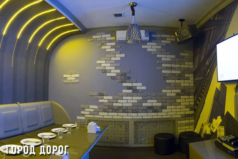 Караоке-клуб Ухо и Медведь на Гагарина