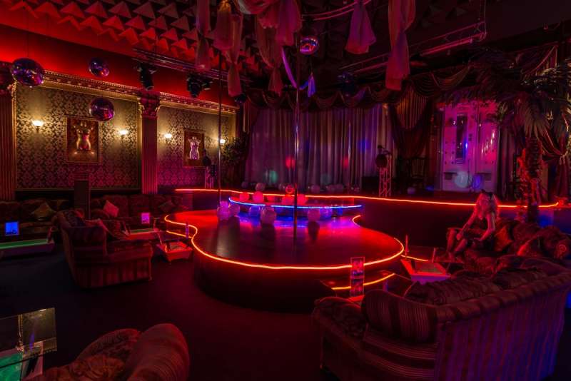 Стриптиз-бар Kazanova