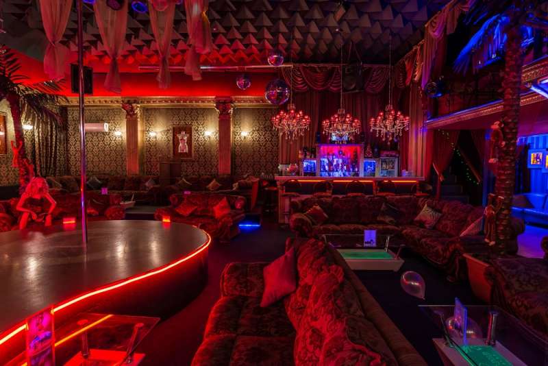 Стриптиз-бар Kazanova