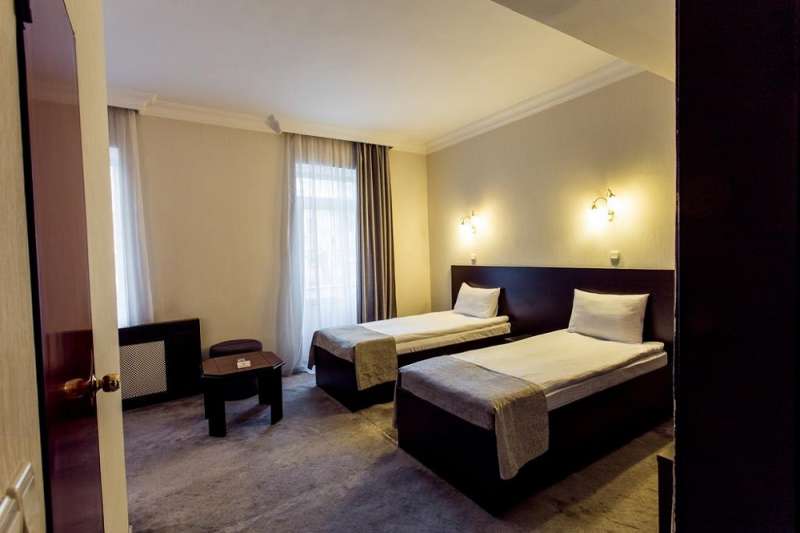 Бутик-отель АМБАССАДОР по суточно