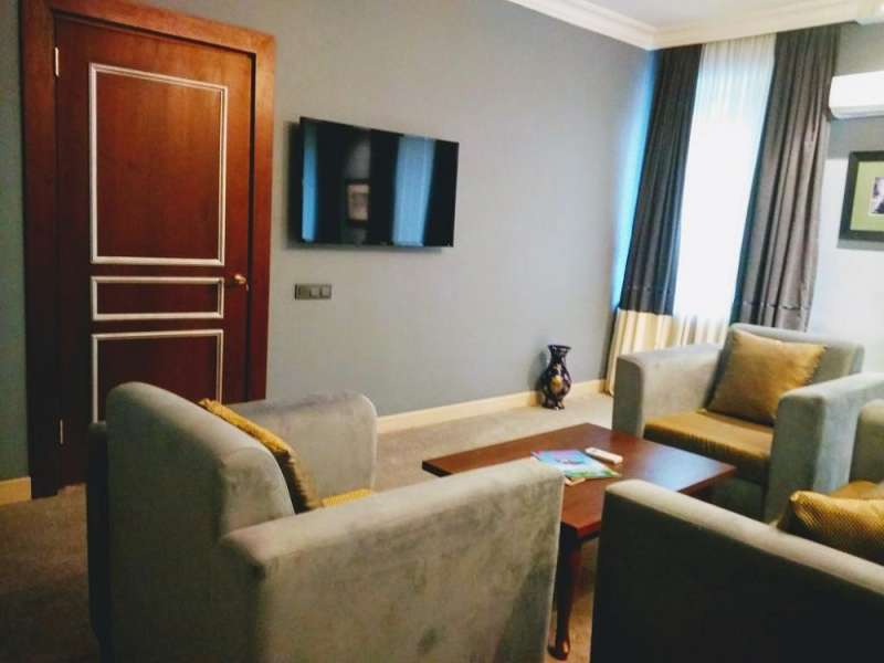 Бутик-отель АМБАССАДОР по суточно