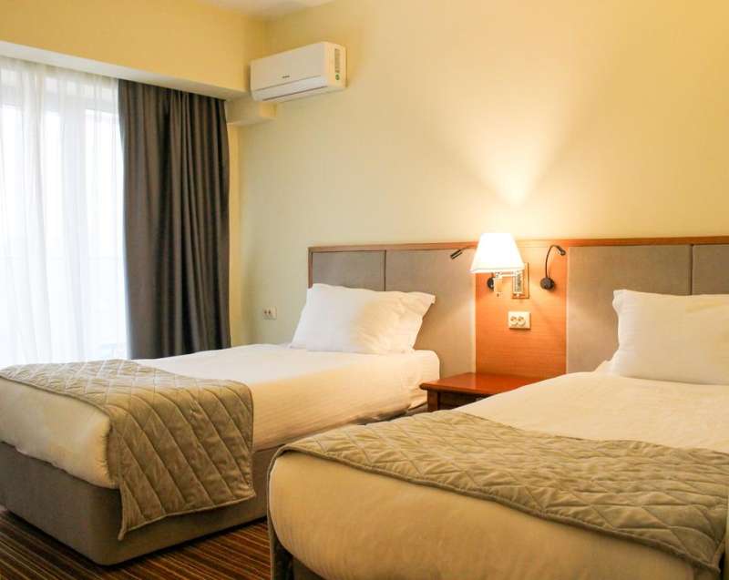 Гостиница Алма-Ата в Алматы в центре