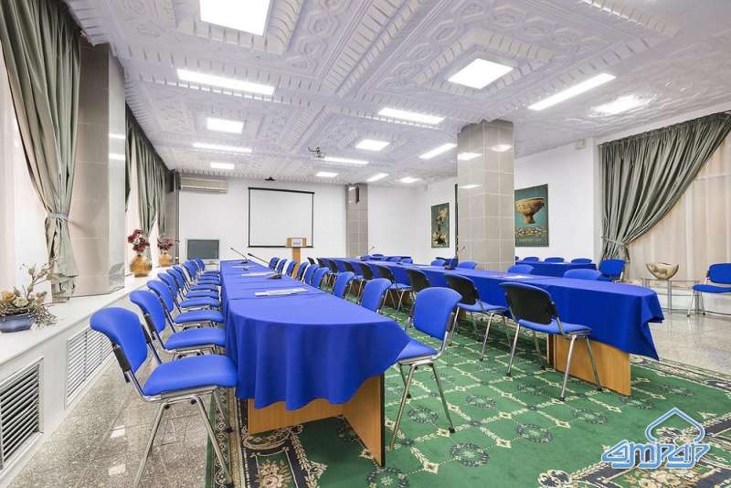 Гостиница Отырар на Гоголя