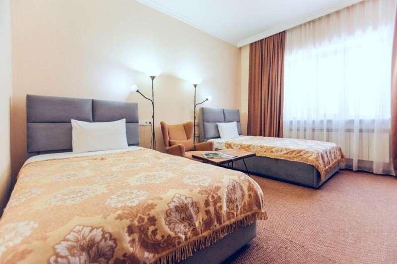 Отель Керемет для двоих или для одного