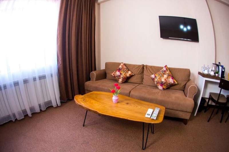 Отель Керемет для двоих или для одного